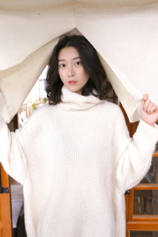 韩国电影《下女》未删减在线观看